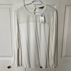 🆕 Lightweight Long Sleeve Front Cutout Detail Back Key Hole White Blouse Large